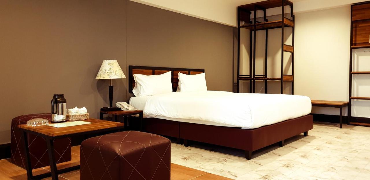 בנגקוק The Canal Hotel מראה חיצוני תמונה